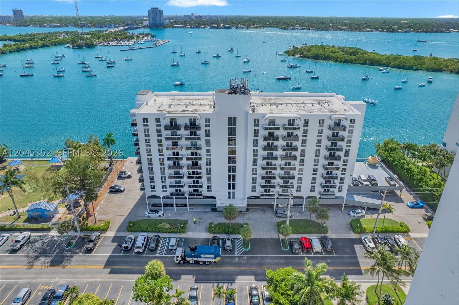 Real estate property located at 7928 West Dr #606, Miami-dade, The Islander Club Condo, North Bay Village, FL