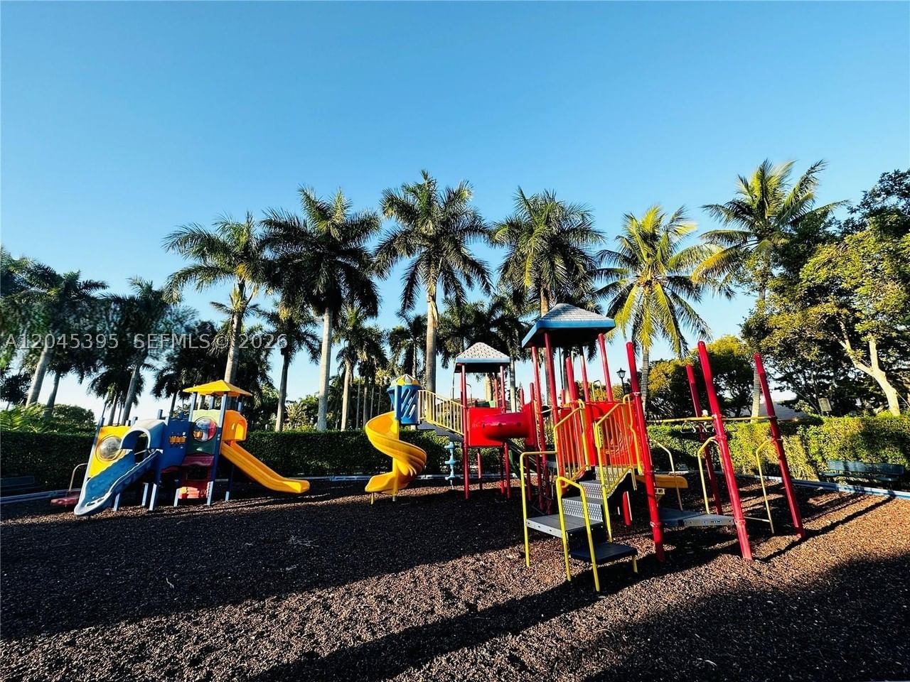Real estate property located at 2924 99th Pl, Miami-dade, Costa Verde Sec 2, Doral, FL