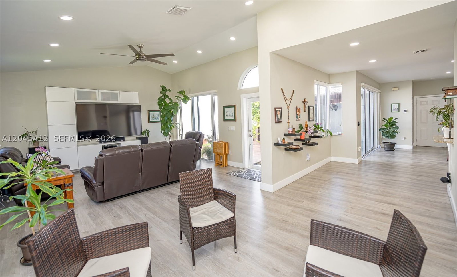 Real estate property located at , Broward, Towngate, Pembroke Pines, FL