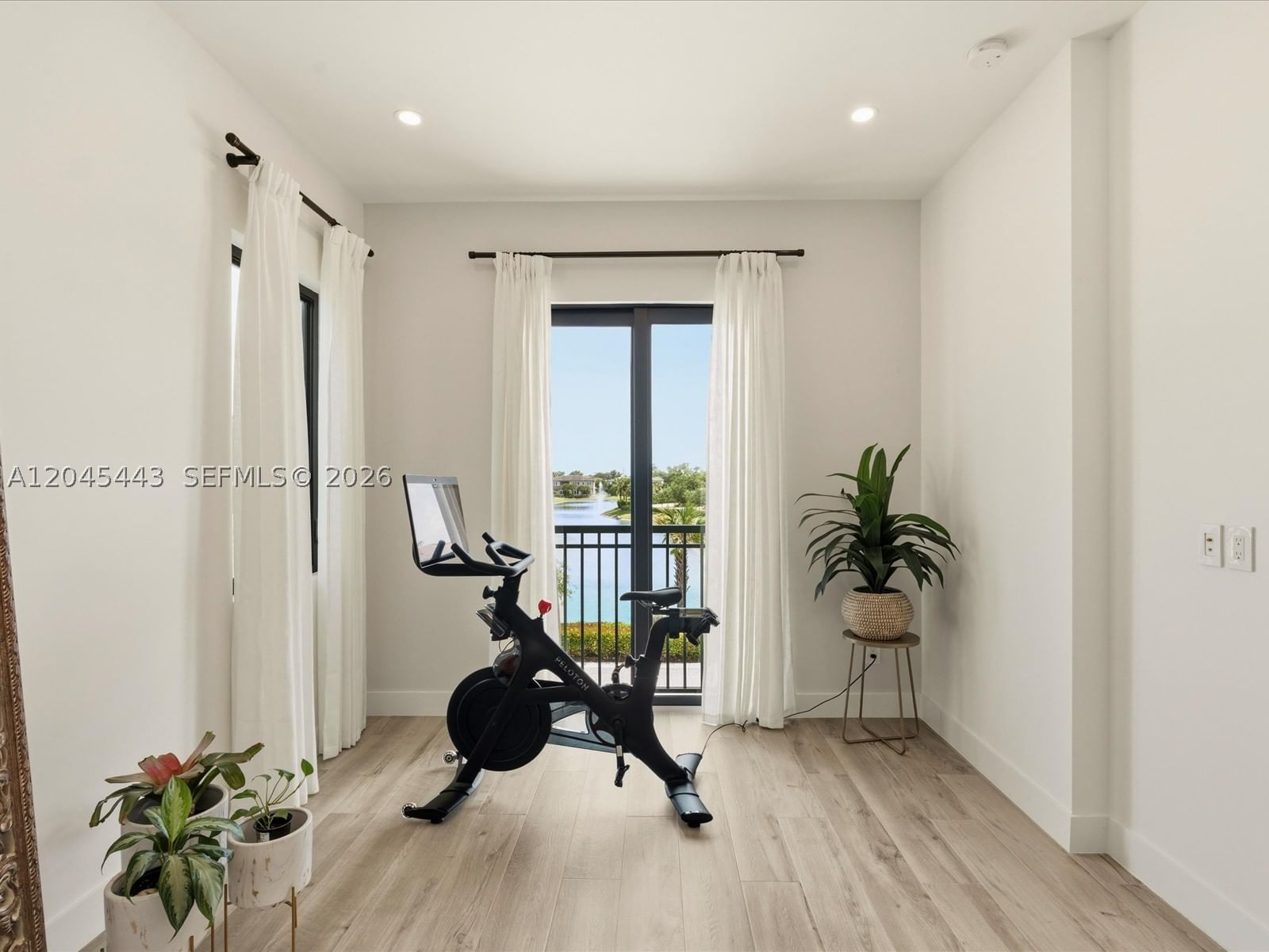 Real estate property located at 3439 Brookfield Cir N, Broward, Preserve At Emerald Hills, Hollywood, FL