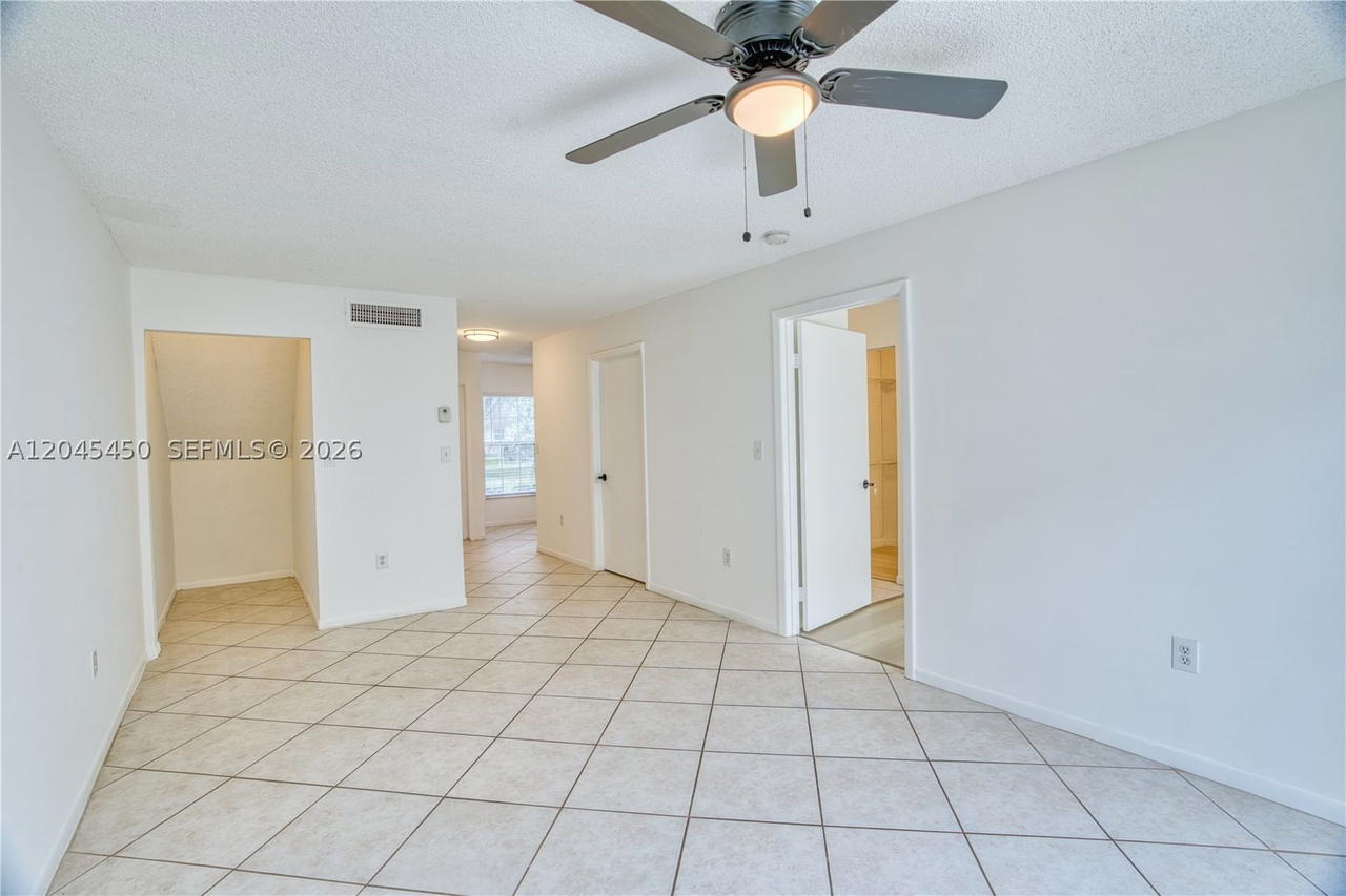 Real estate property located at 10829 3rd Ct B12L, Broward, Images At Pembroke Pointe, Pembroke Pines, FL