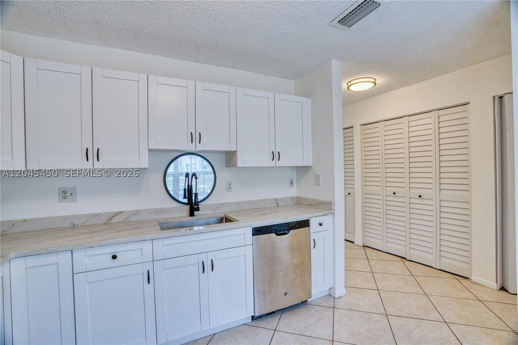 Real estate property located at 10829 3rd Ct B12L, Broward, Images At Pembroke Pointe, Pembroke Pines, FL