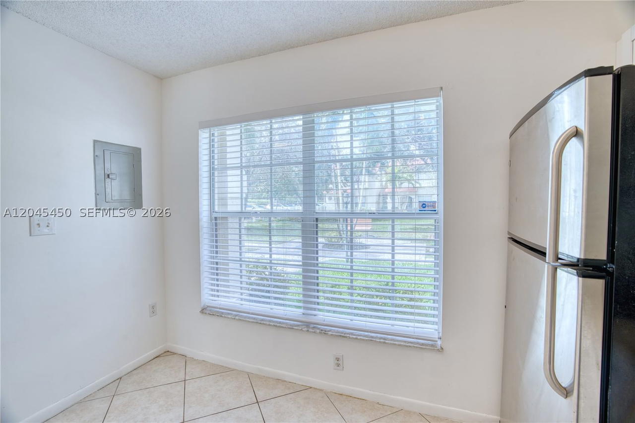 Real estate property located at 10829 3rd Ct B12L, Broward, Images At Pembroke Pointe, Pembroke Pines, FL