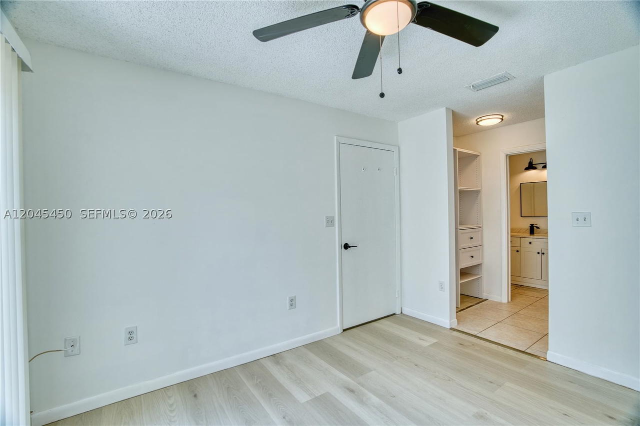 Real estate property located at 10829 3rd Ct B12L, Broward, Images At Pembroke Pointe, Pembroke Pines, FL