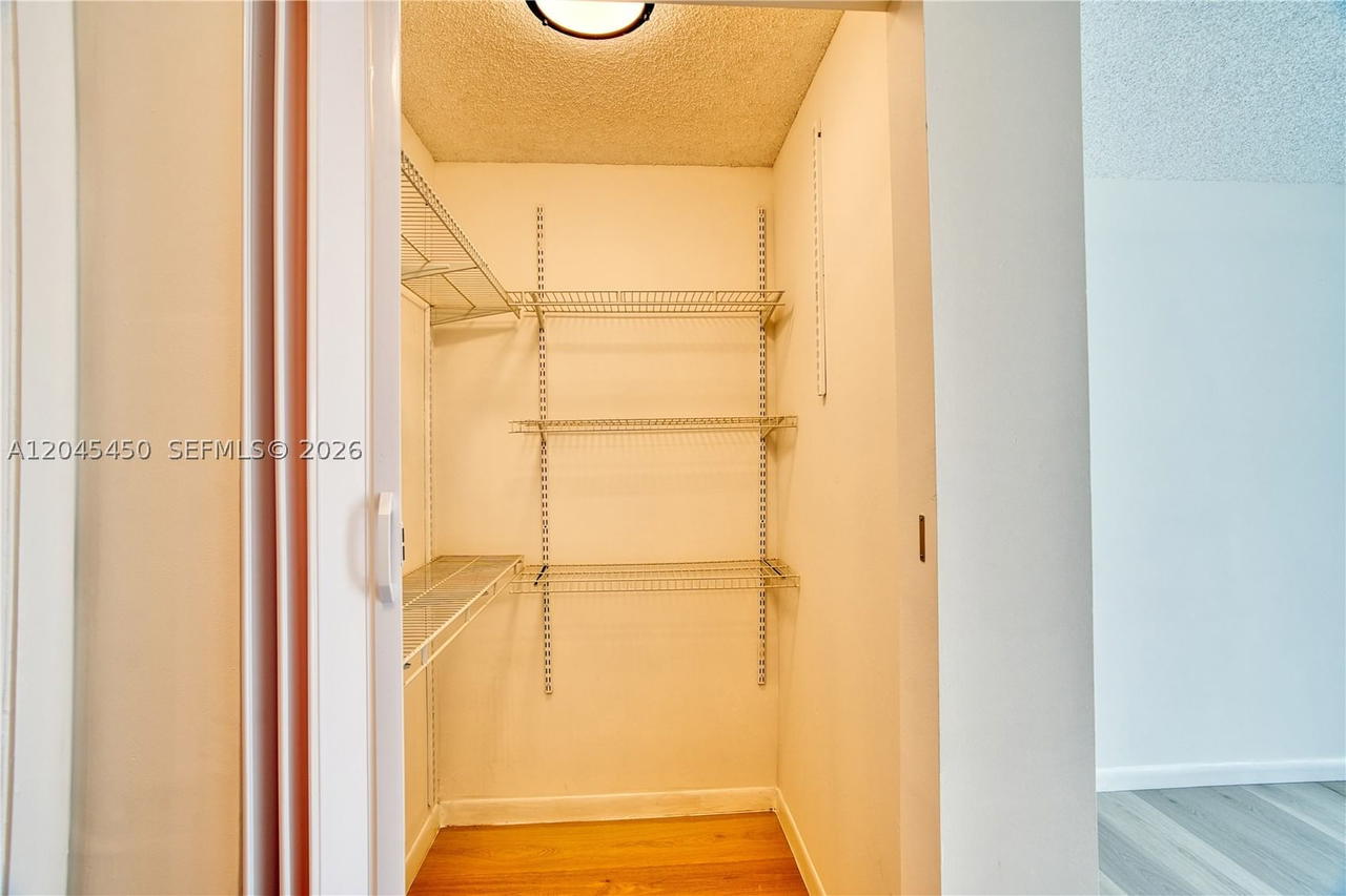 Real estate property located at 10829 3rd Ct B12L, Broward, Images At Pembroke Pointe, Pembroke Pines, FL