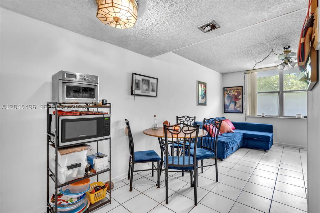 Real estate property located at 899 West Ave #3M, Miami-dade, Baycourt Towers Condo, Miami Beach, FL