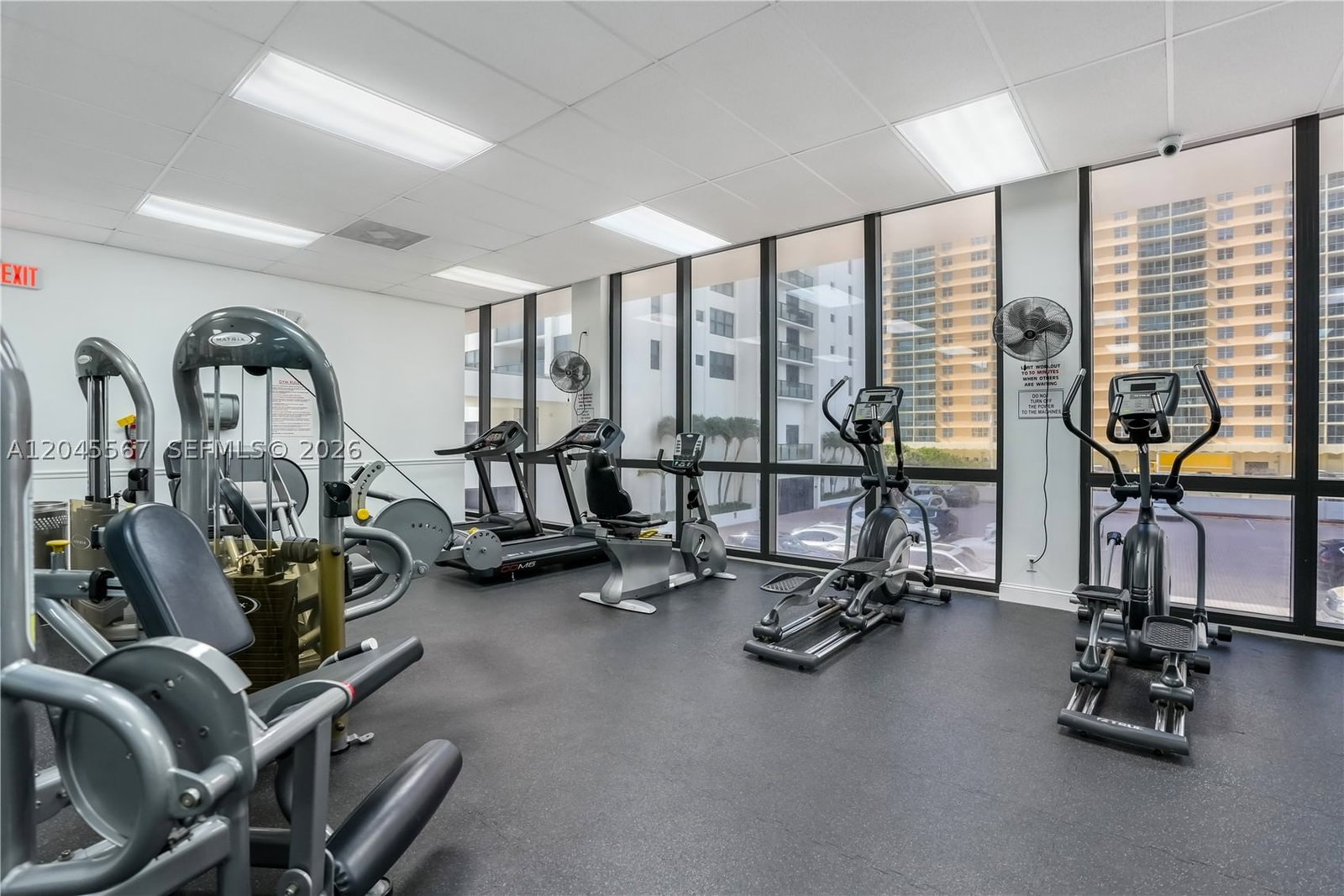 Real estate property located at 2301 Ocean Dr #1006, Broward, Catania Condo, Hollywood, FL