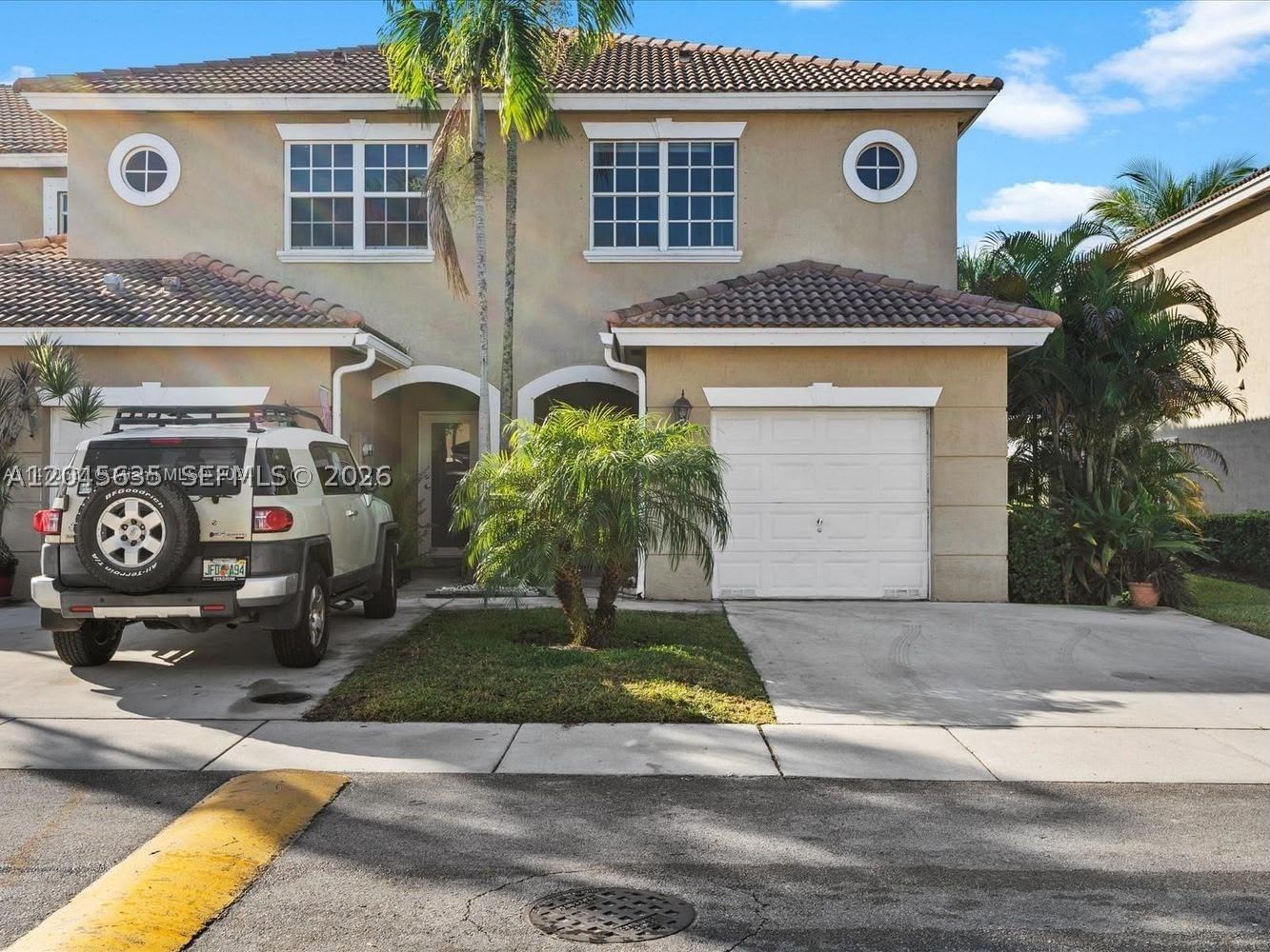 Real estate property located at 12170 5th Ct, Broward, Beautiful Lakefront Corner, Pembroke Pines, FL