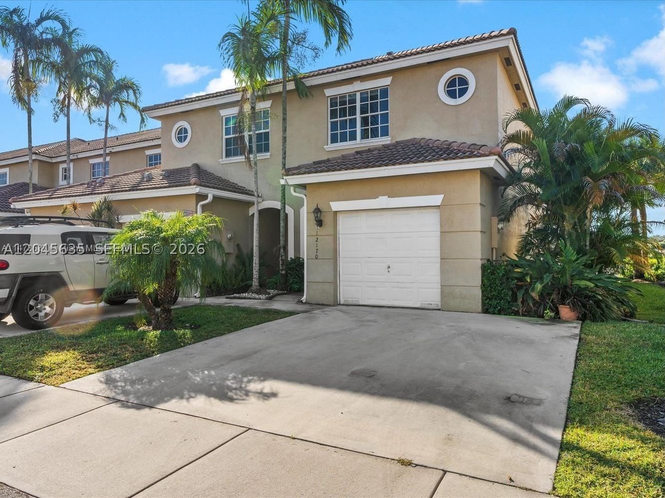 Real estate property located at 12170 5th Ct, Broward, Beautiful Lakefront Corner, Pembroke Pines, FL