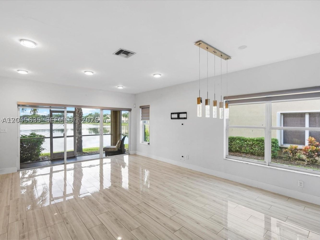 Real estate property located at 12170 5th Ct, Broward, Beautiful Lakefront Corner, Pembroke Pines, FL