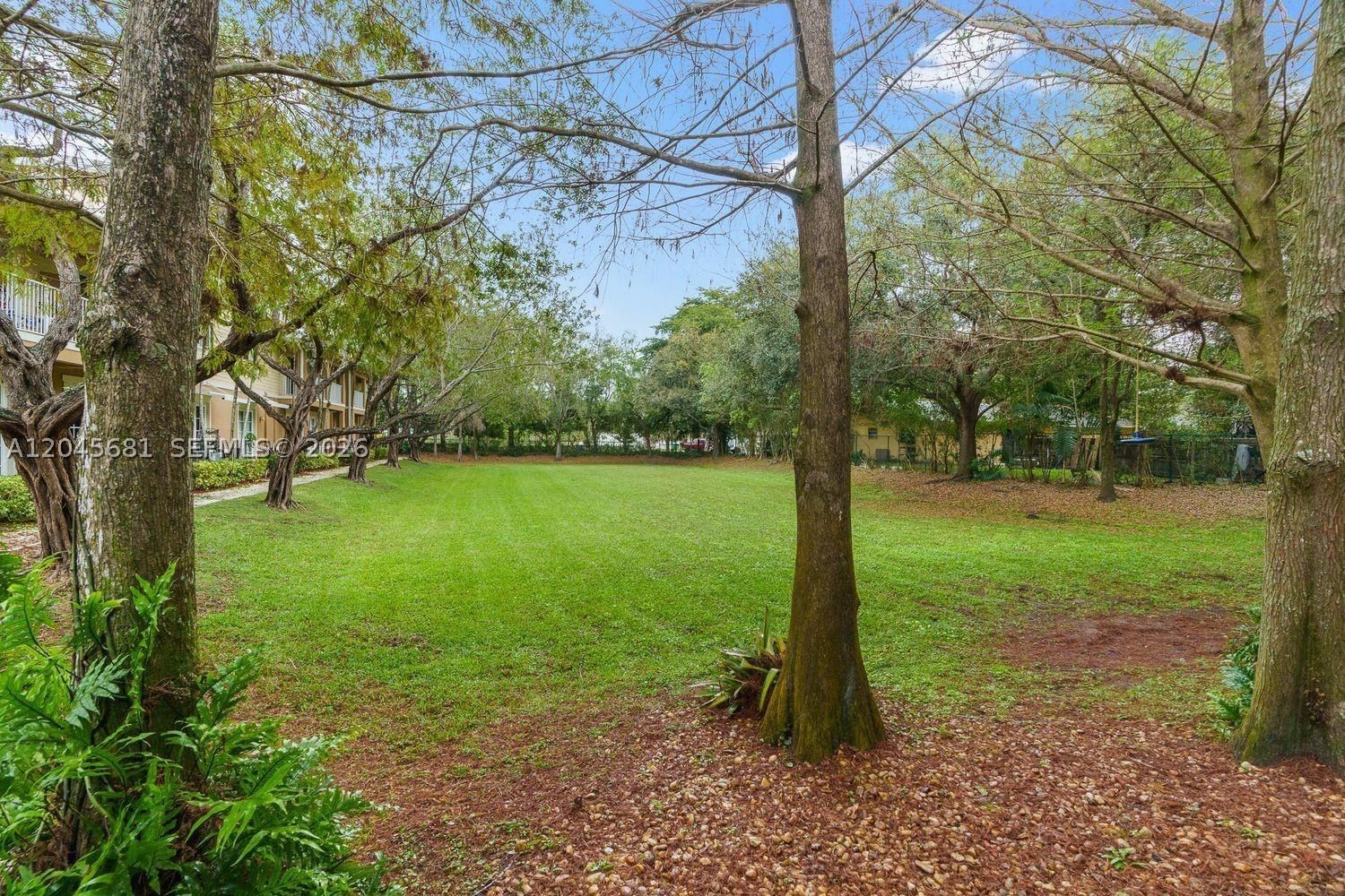 Real estate property located at 7432 Willow Grove Pl, Broward, Willow Grove, Davie, FL