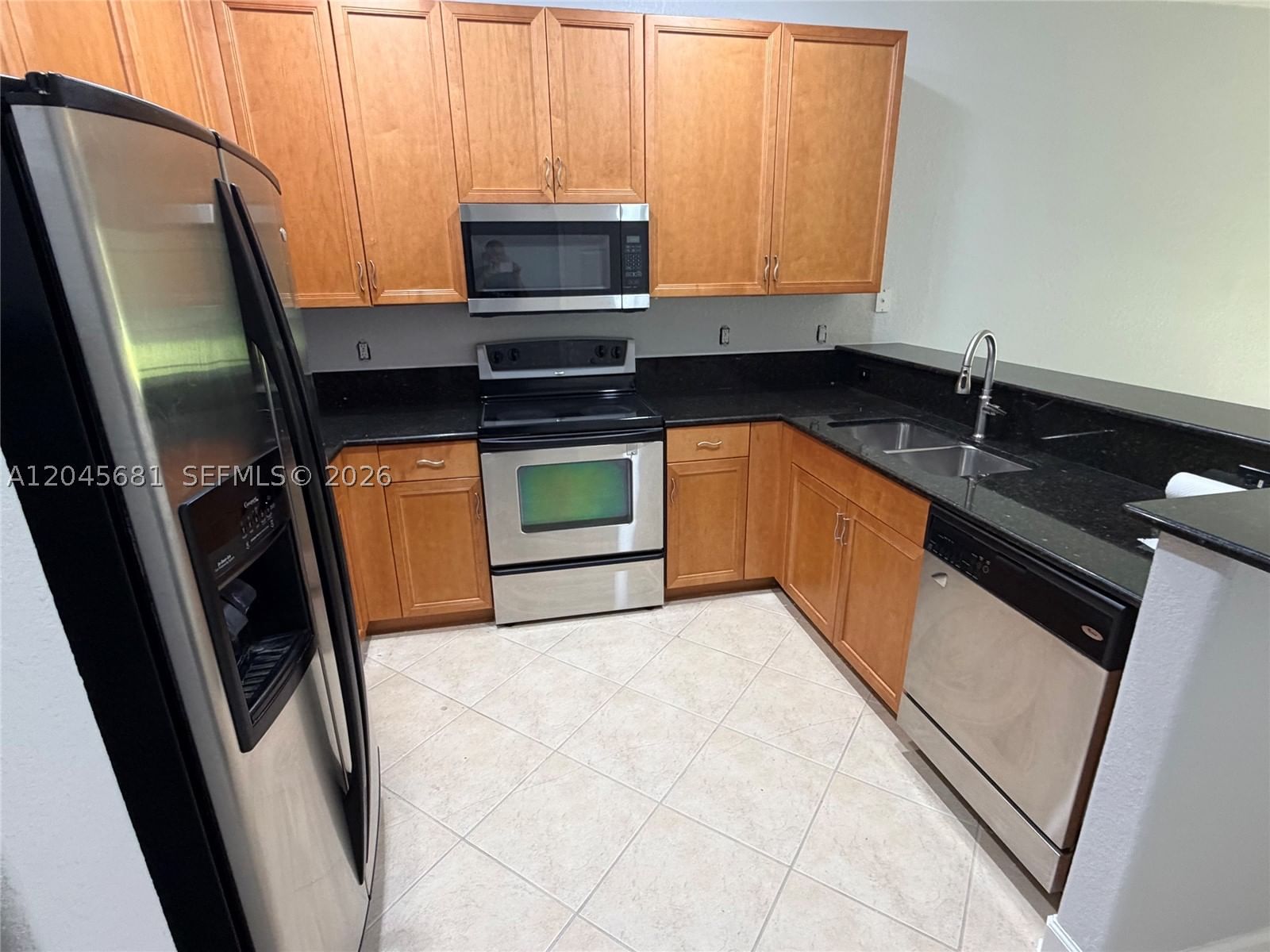Real estate property located at 7432 Willow Grove Pl, Broward, Willow Grove, Davie, FL