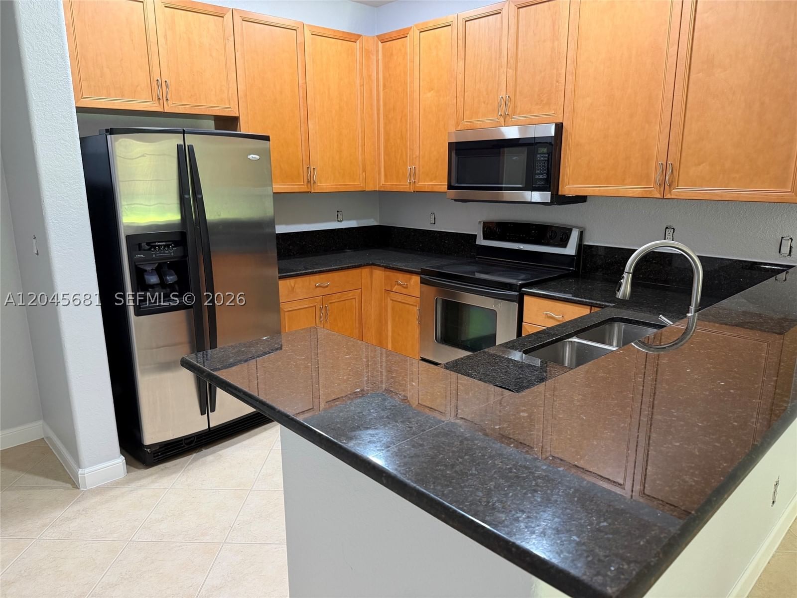 Real estate property located at 7432 Willow Grove Pl, Broward, Willow Grove, Davie, FL