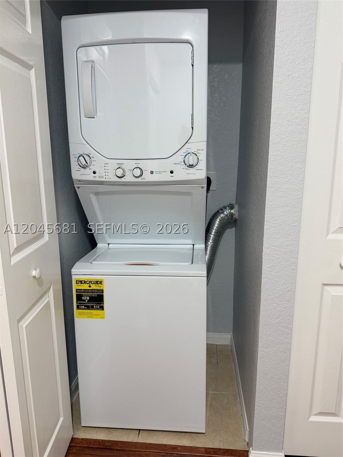 Real estate property located at 7432 Willow Grove Pl, Broward, Willow Grove, Davie, FL
