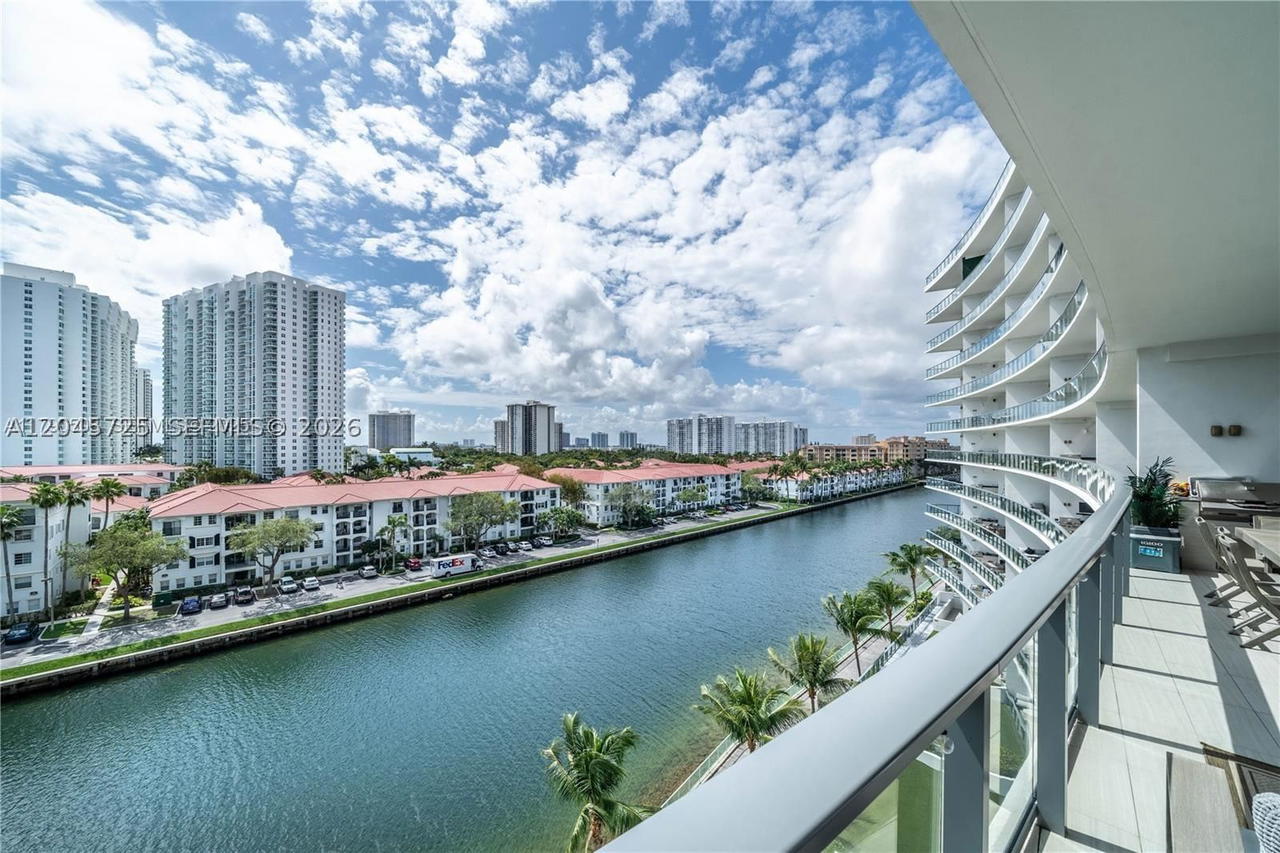 Real estate property located at 3250 188th St #606, Miami-dade, Echo Condo, Aventura, FL