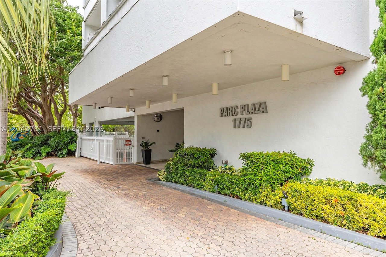 Real estate property located at 1775 Washington Ave #14F, Miami-dade, Parc Plaza Condo, Miami Beach, FL