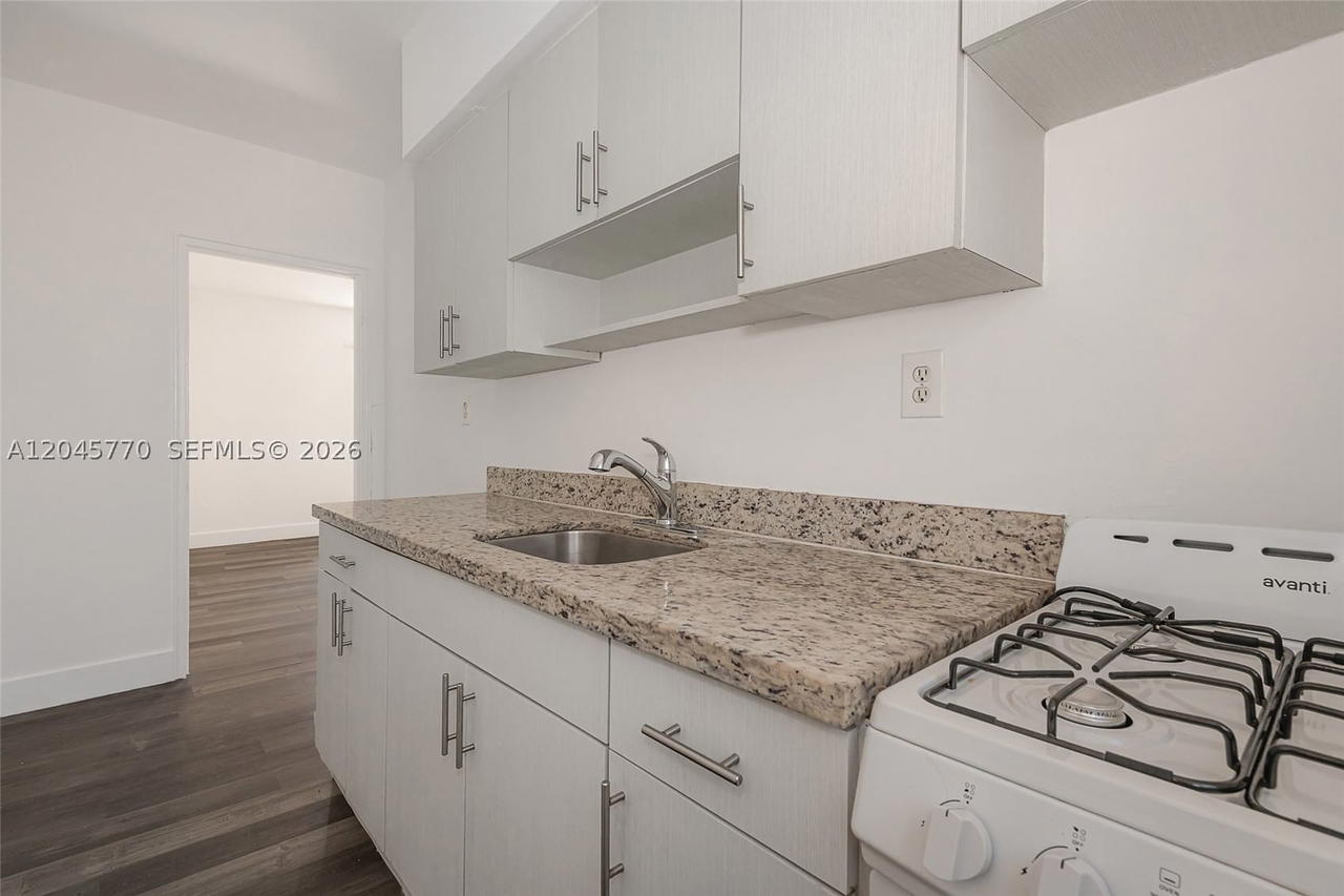 Real estate property located at 8340 Crespi Blvd #20, Miami-dade, Winds Of Nobe Condo, Miami Beach, FL
