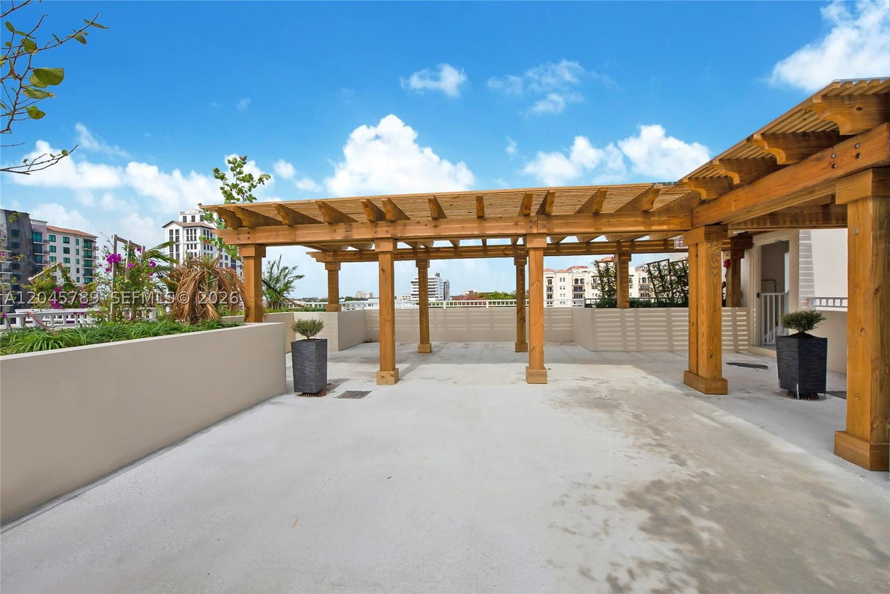 Real estate property located at 120 Salamanca Ave PH, Miami-dade, Coral Gables Douglas Sec, Coral Gables, FL