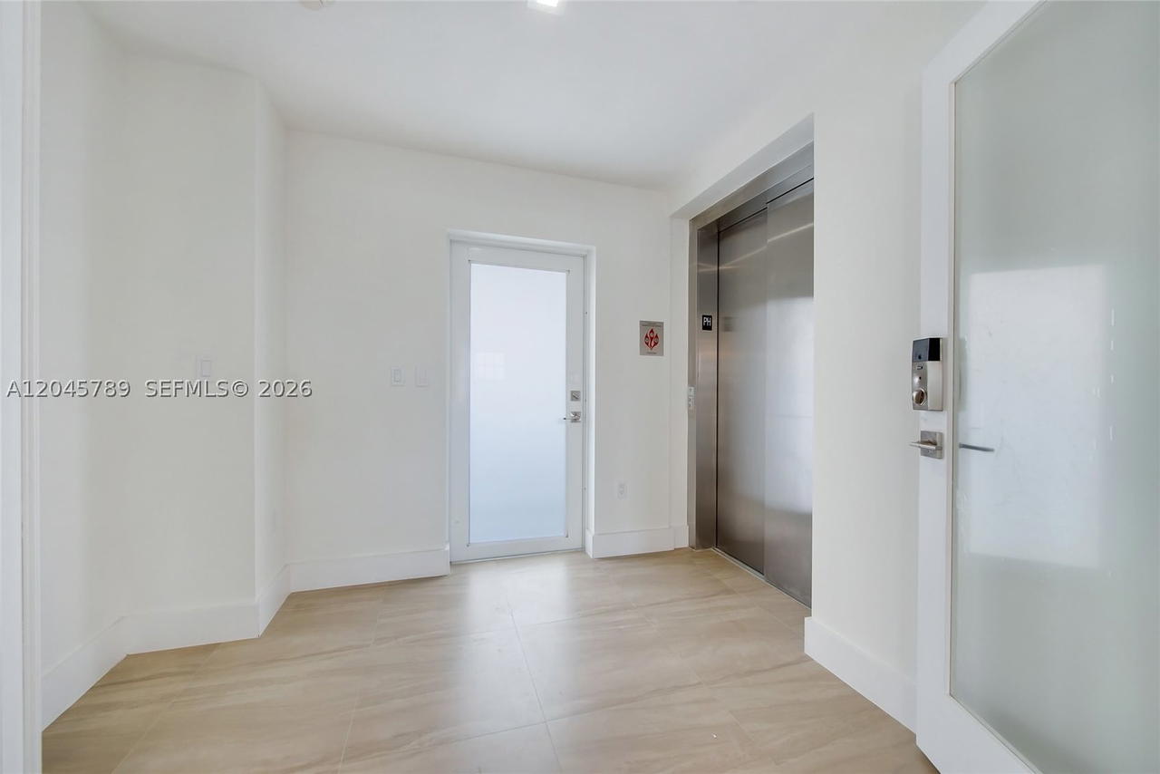 Real estate property located at 120 Salamanca Ave PH, Miami-dade, Coral Gables Douglas Sec, Coral Gables, FL