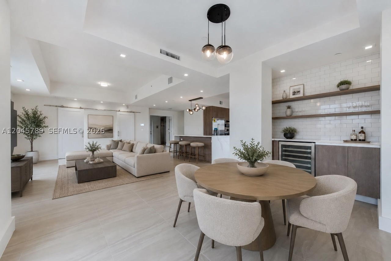 Real estate property located at 120 Salamanca Ave PH, Miami-dade, Coral Gables Douglas Sec, Coral Gables, FL