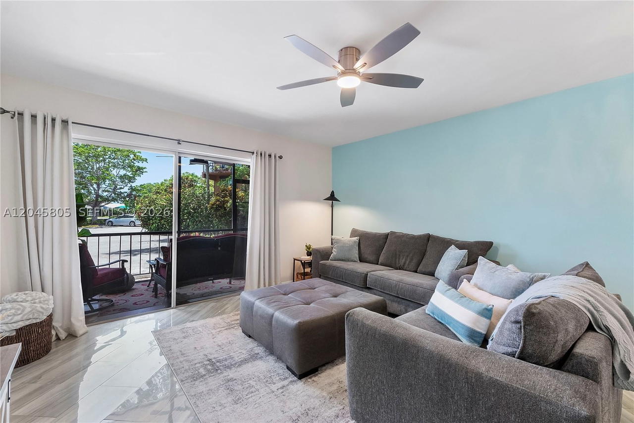 Real estate property located at 610 Tennis Club Dr #104, Broward, Tennis Club Wingfield Con, Fort Lauderdale, FL