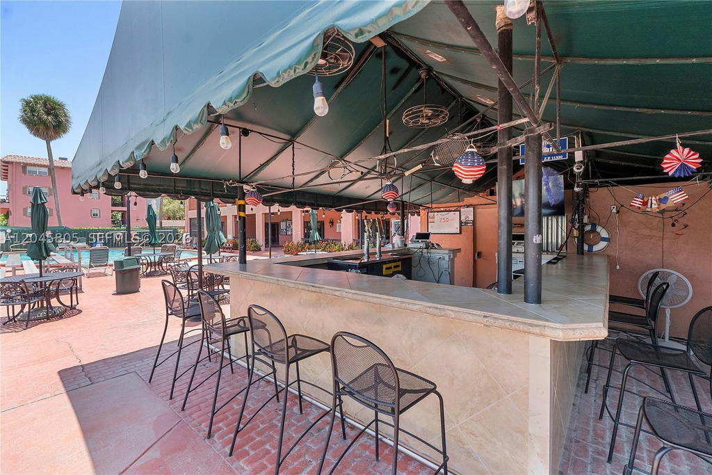 Real estate property located at 610 Tennis Club Dr #104, Broward, Tennis Club Wingfield Con, Fort Lauderdale, FL