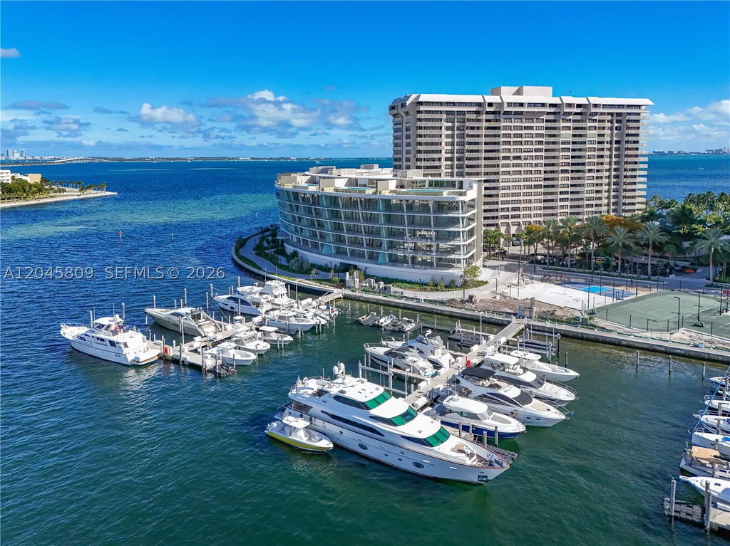 Real estate property located at 5 Grove Isle L405, Miami-dade, Vita Grove Isle, Miami, FL
