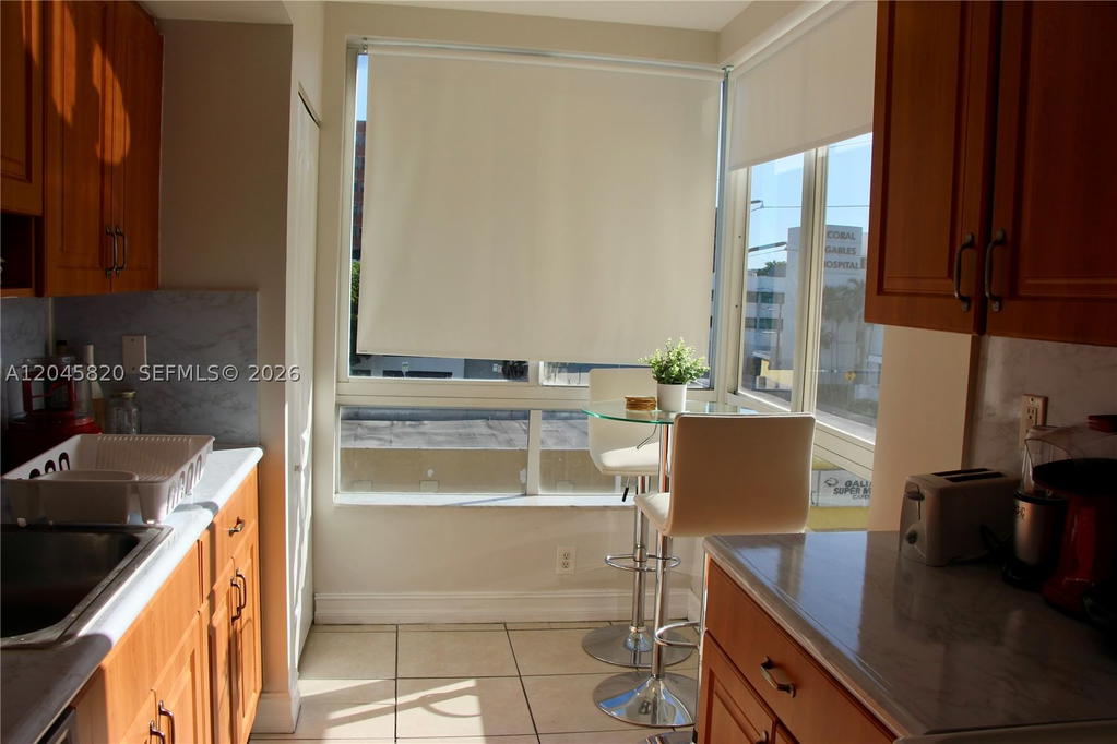 Real estate property located at 2501 Douglas Rd #304, Miami-dade, Douglas Place Condo, Miami, FL