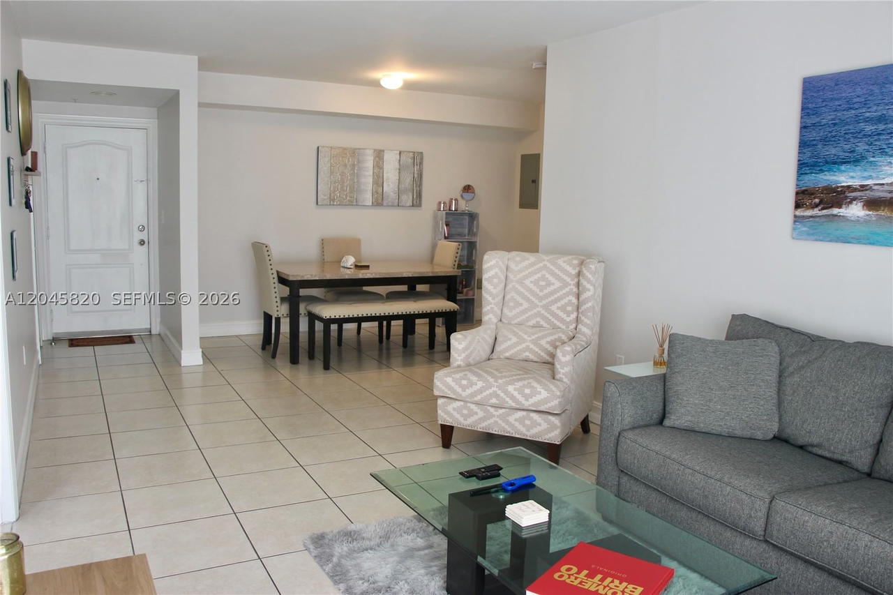 Real estate property located at 2501 Douglas Rd #304, Miami-dade, Douglas Place Condo, Miami, FL