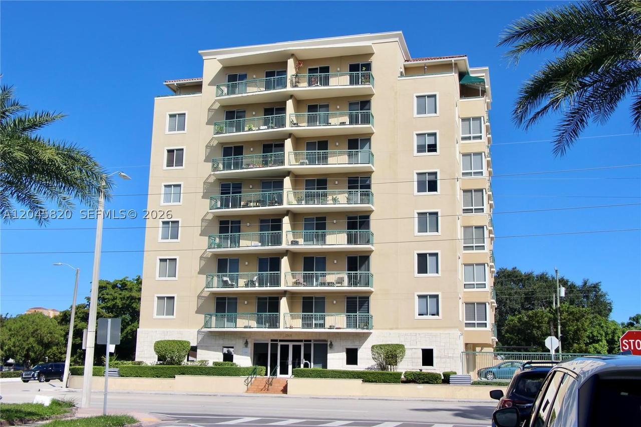 Real estate property located at 2501 Douglas Rd #304, Miami-dade, Douglas Place Condo, Miami, FL
