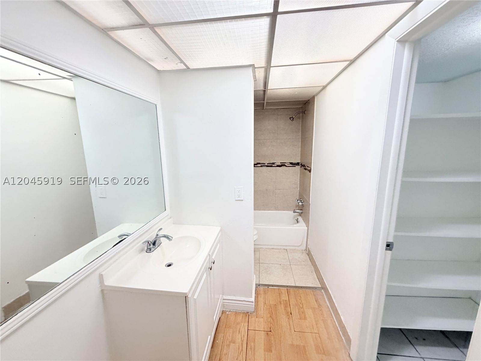 Real estate property located at 2800 56th Ave E201, Broward, Brookfield Square Condo, Lauderhill, FL