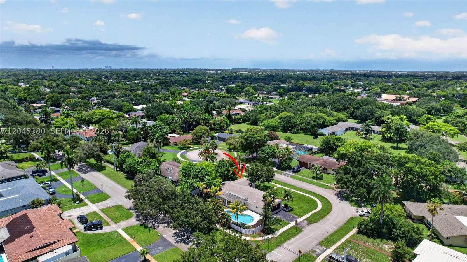 Real estate property located at 7040 8th Ct, Broward, Plantations Secluded Gard, Plantation, FL