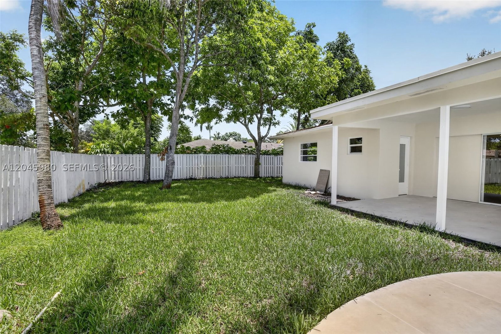 Real estate property located at 7040 8th Ct, Broward, Plantations Secluded Gard, Plantation, FL