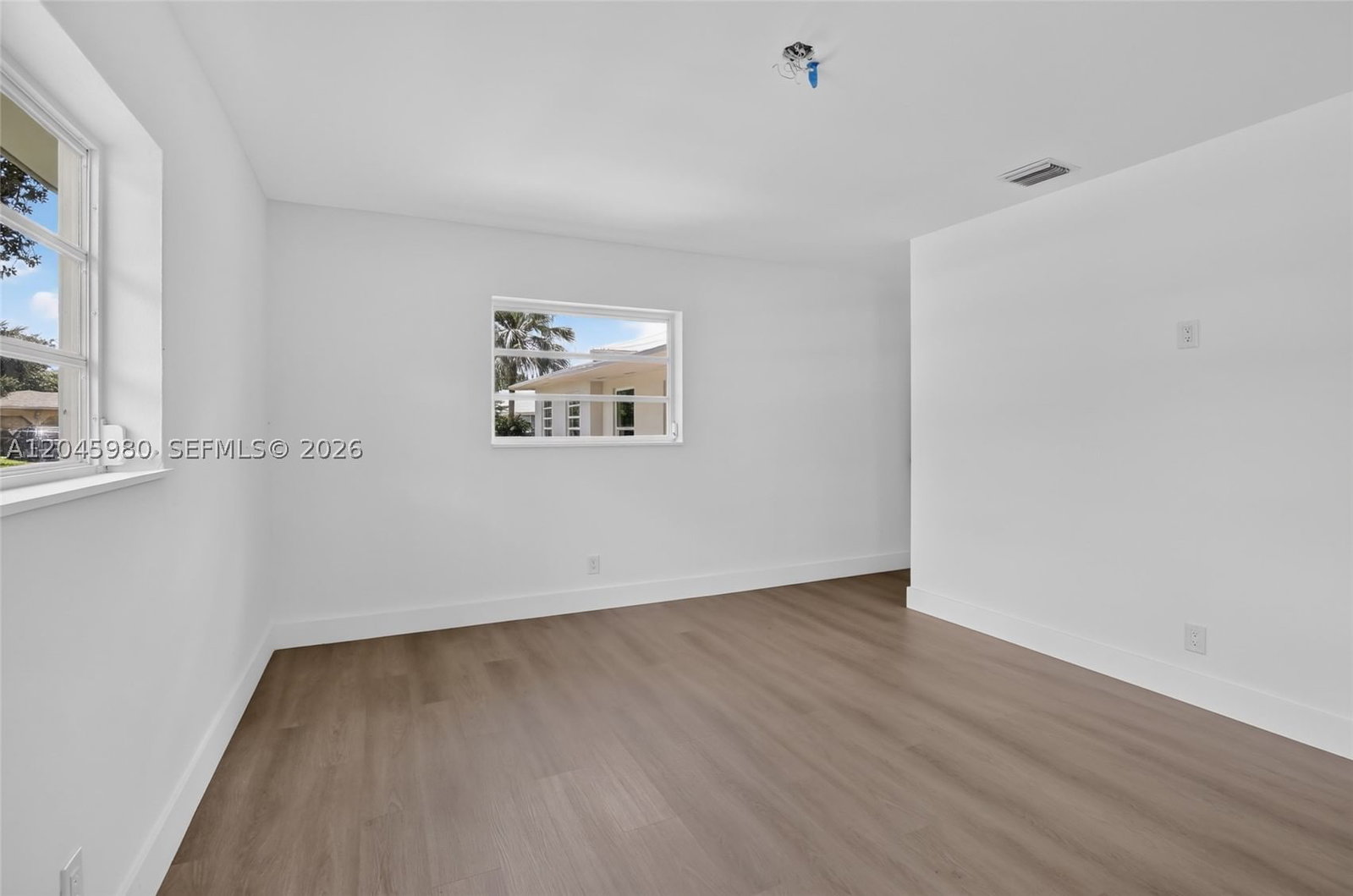 Real estate property located at 7040 8th Ct, Broward, Plantations Secluded Gard, Plantation, FL