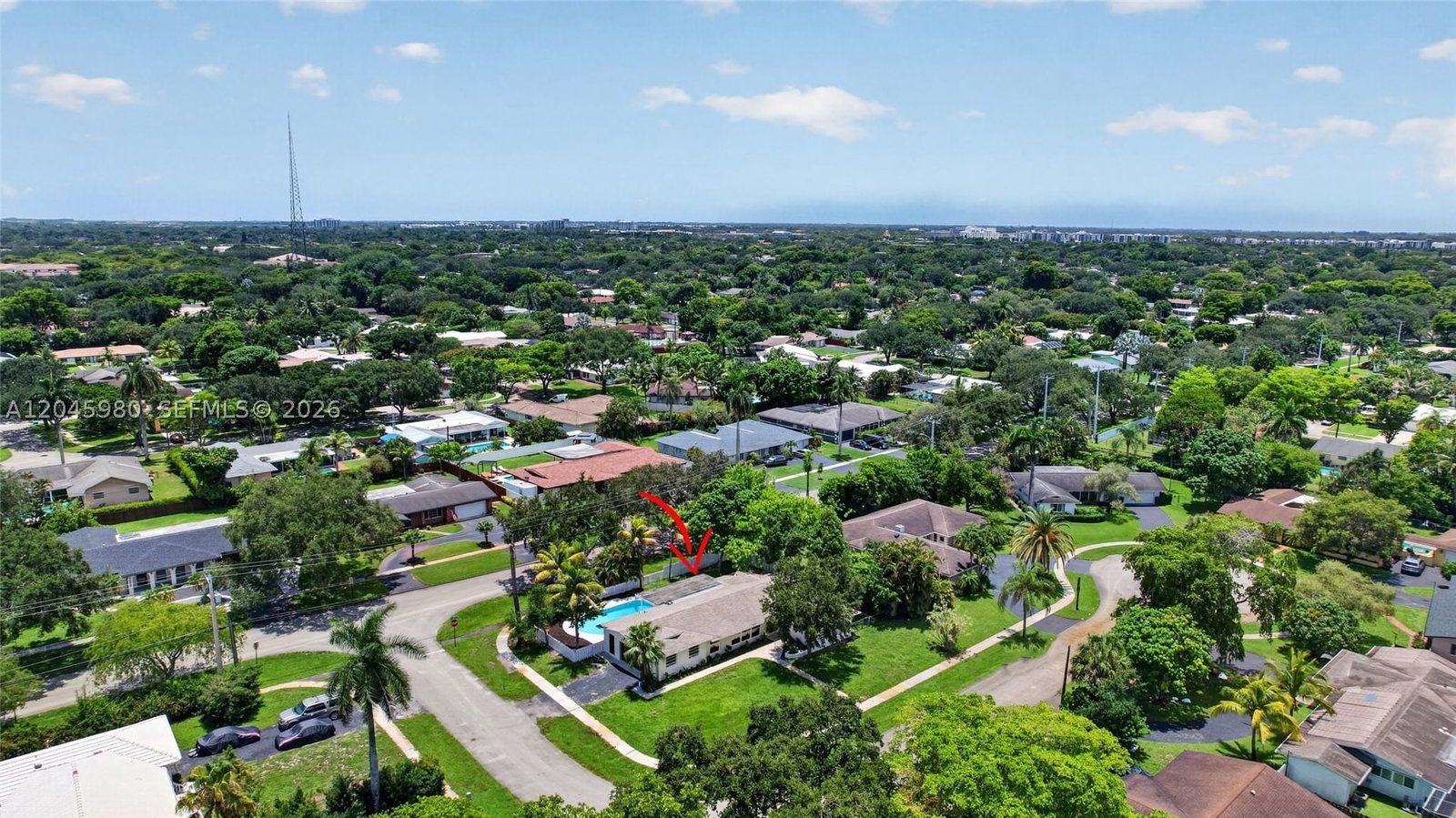 Real estate property located at 7040 8th Ct, Broward, Plantations Secluded Gard, Plantation, FL