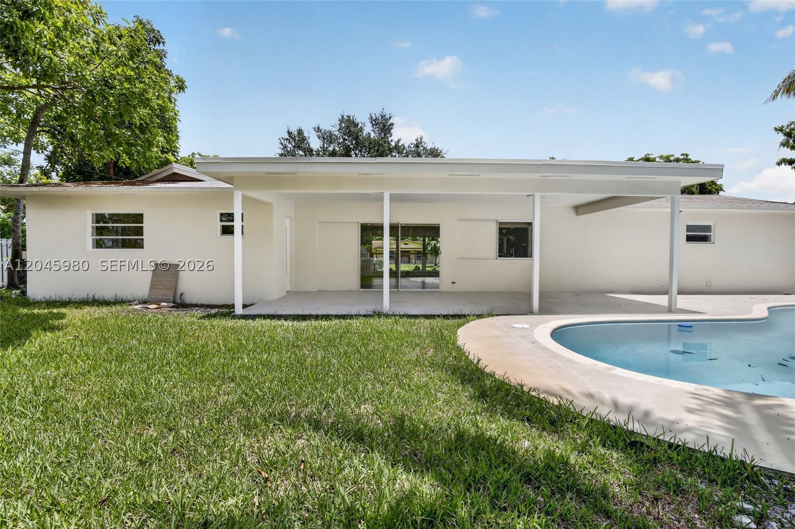 Real estate property located at 7040 8th Ct, Broward, Plantations Secluded Gard, Plantation, FL