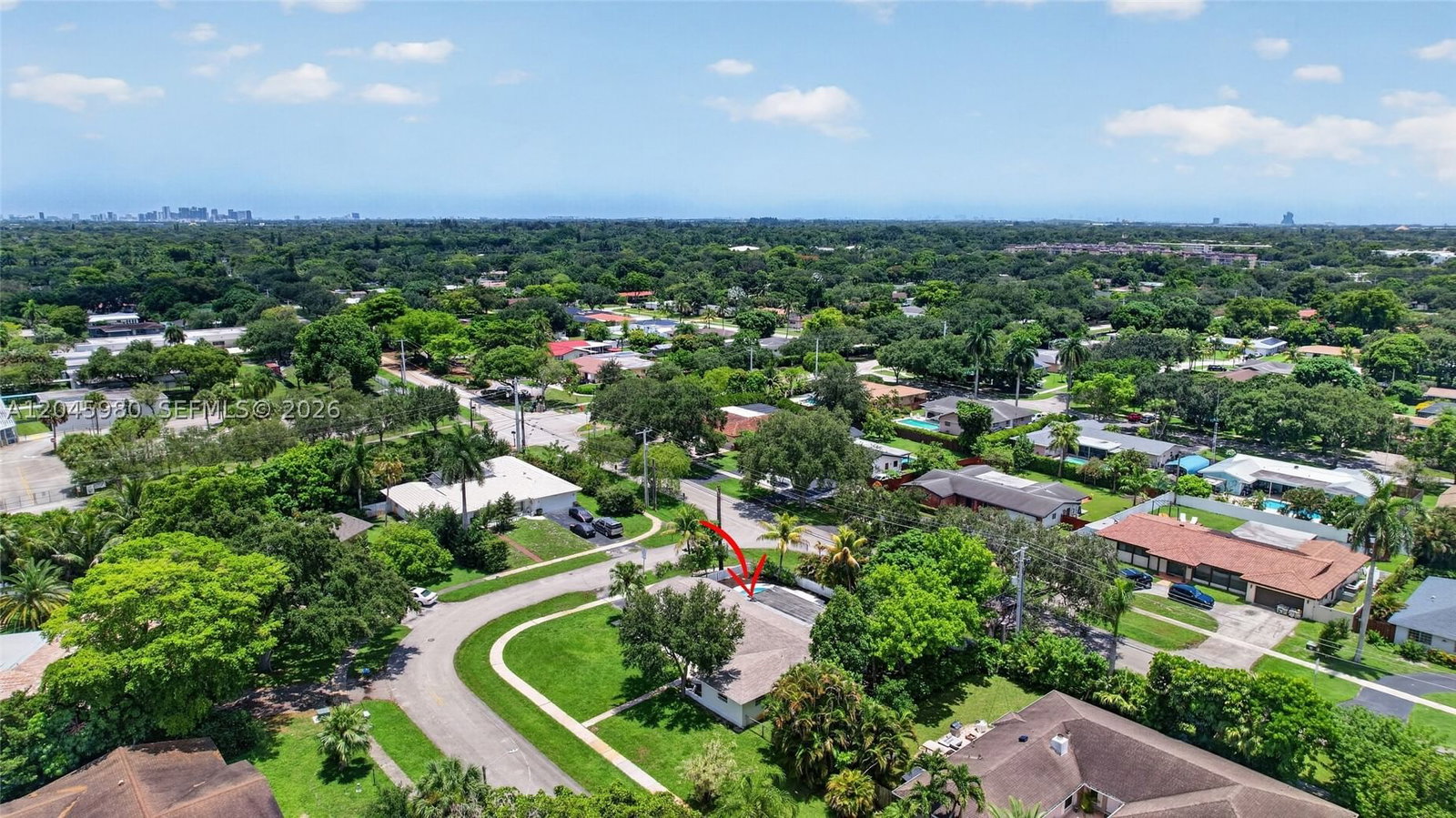 Real estate property located at 7040 8th Ct, Broward, Plantations Secluded Gard, Plantation, FL