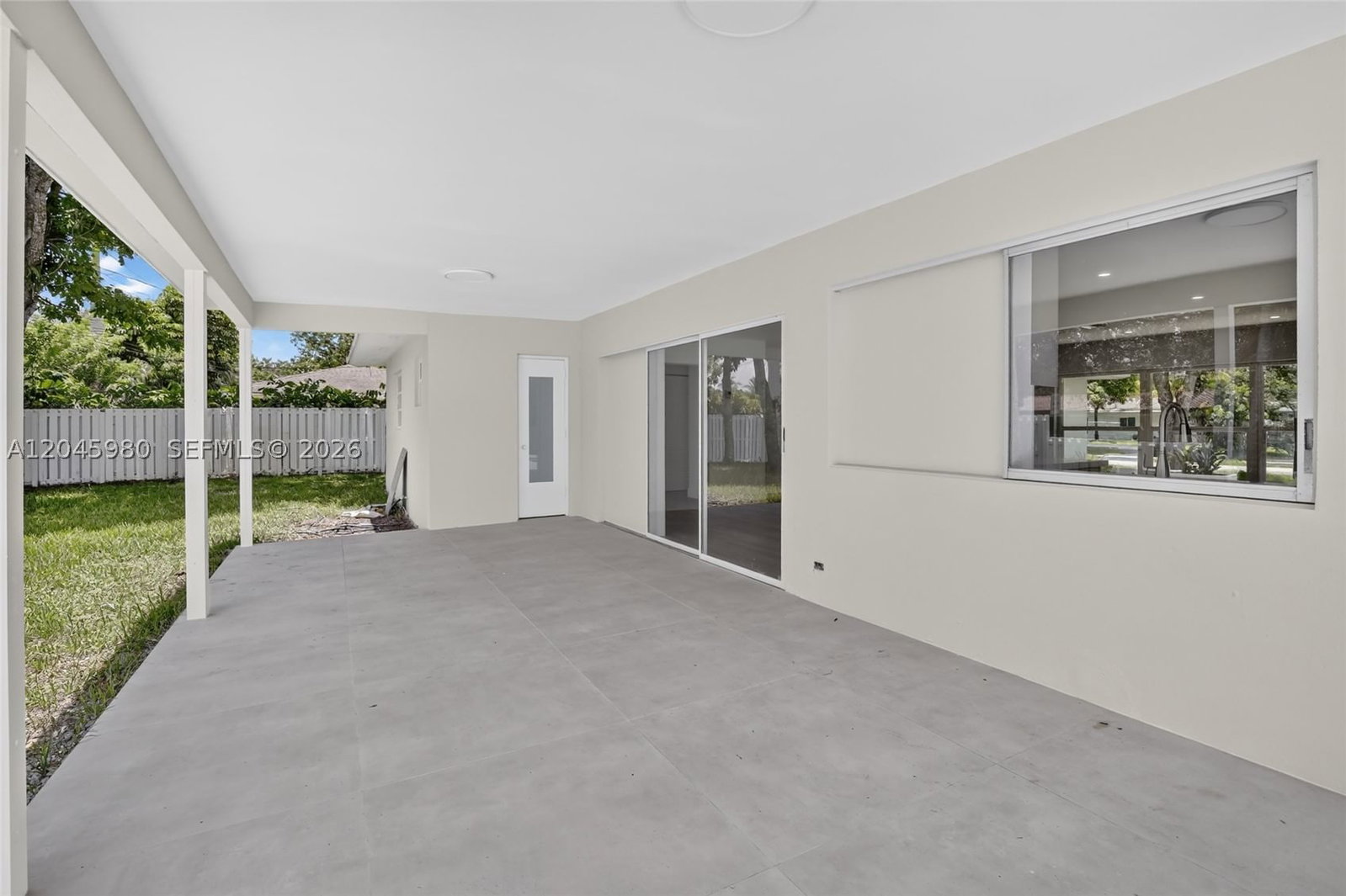 Real estate property located at 7040 8th Ct, Broward, Plantations Secluded Gard, Plantation, FL