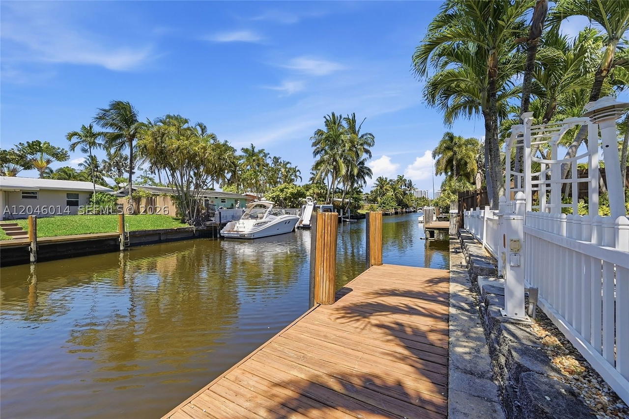 Real estate property located at 1625 5th Ct, Broward, Gill Isles, Fort Lauderdale, FL