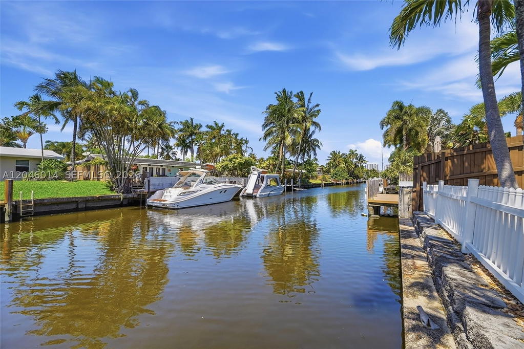 Real estate property located at 1625 5th Ct, Broward, Gill Isles, Fort Lauderdale, FL