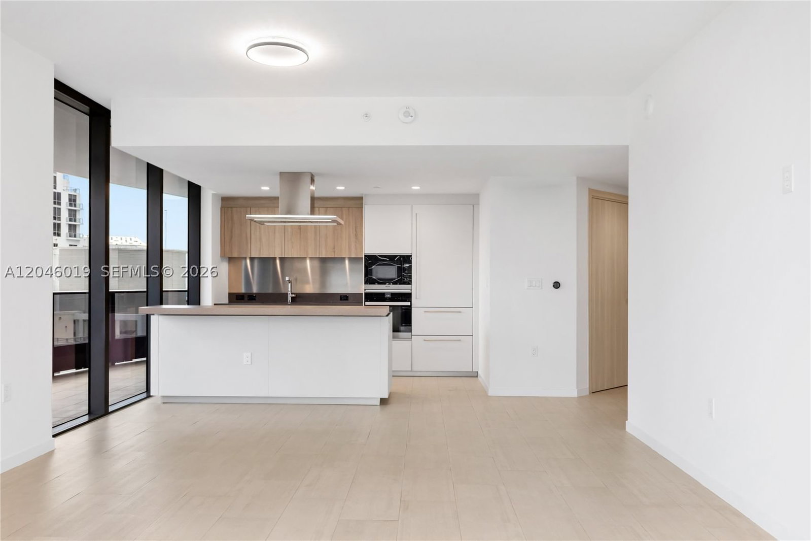 Real estate property located at 1000 Brickell Plz #4015, Miami-dade, Brickell Flatiron Condo, Miami, FL