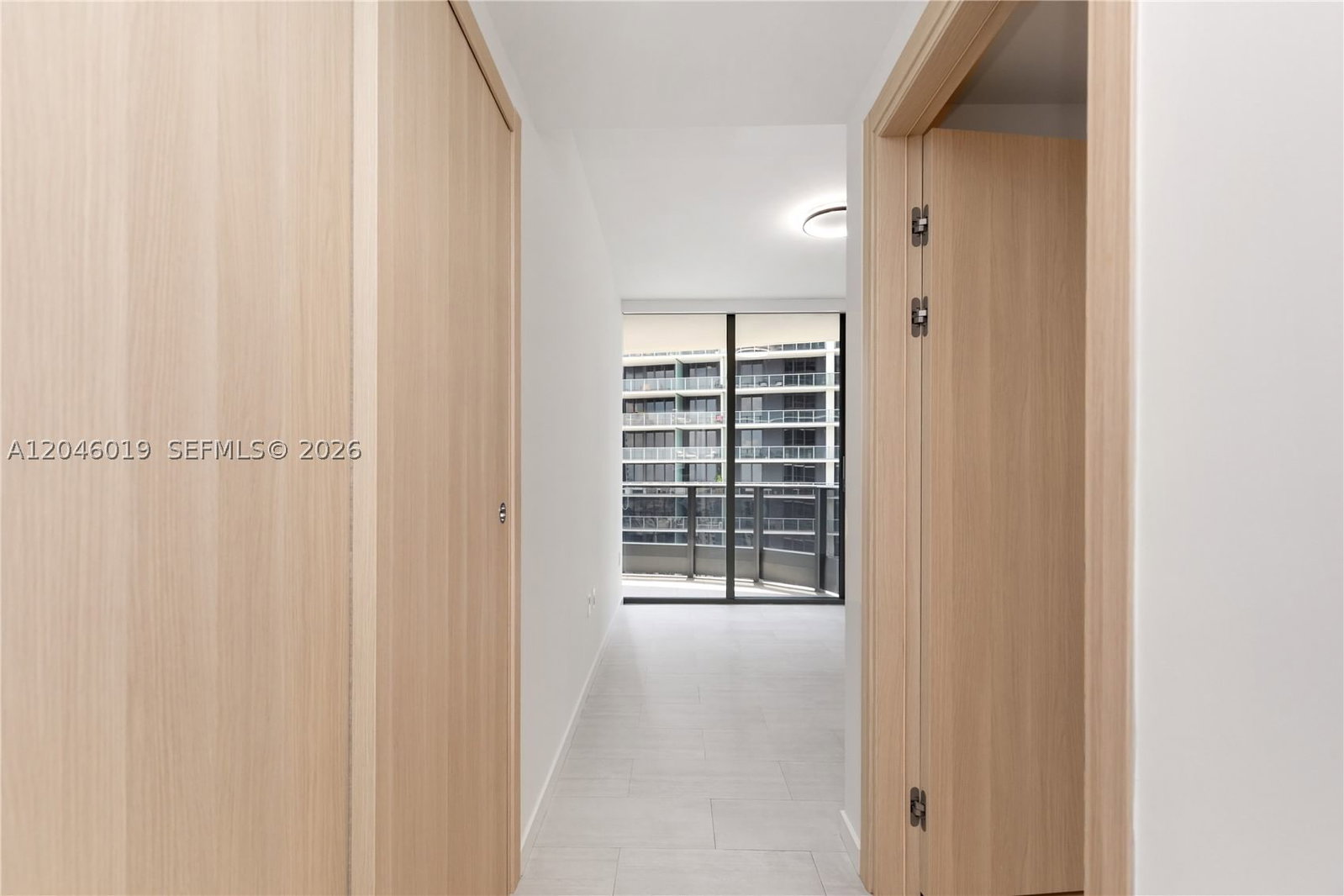 Real estate property located at 1000 Brickell Plz #4015, Miami-dade, Brickell Flatiron Condo, Miami, FL