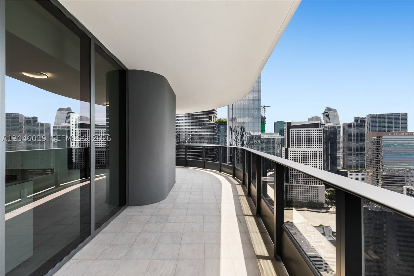 Real estate property located at 1000 Brickell Plz #4015, Miami-dade, Brickell Flatiron Condo, Miami, FL