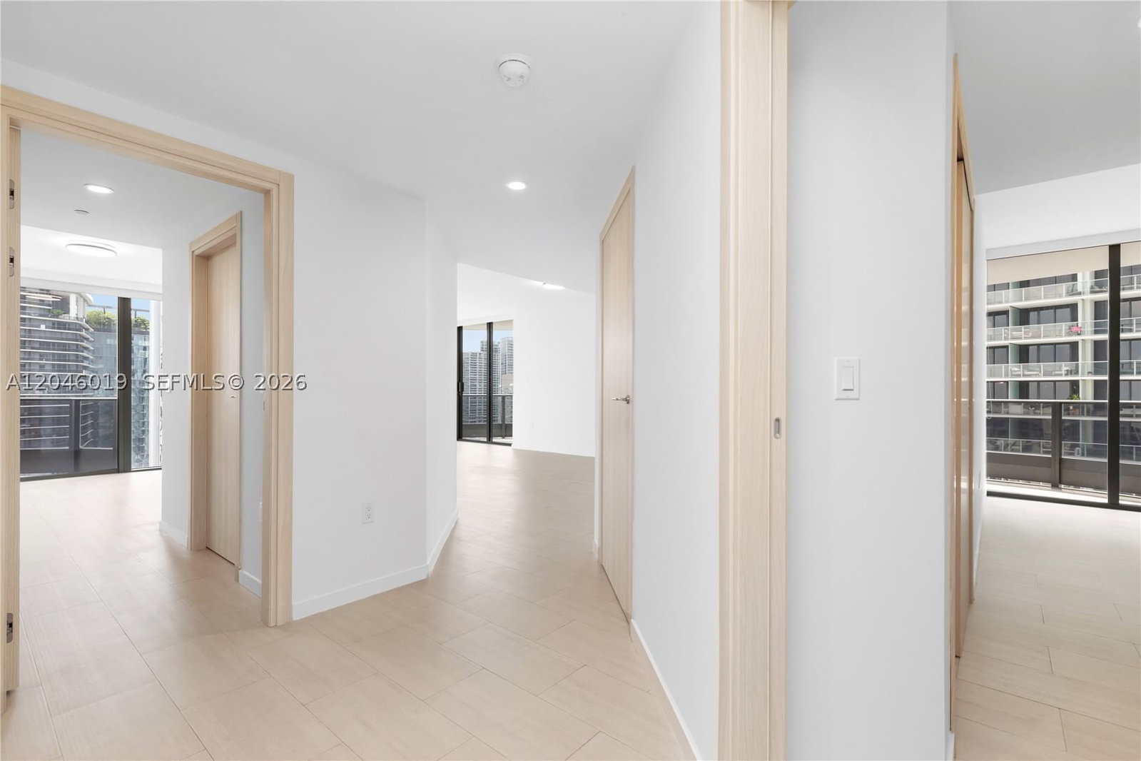 Real estate property located at 1000 Brickell Plz #4015, Miami-dade, Brickell Flatiron Condo, Miami, FL