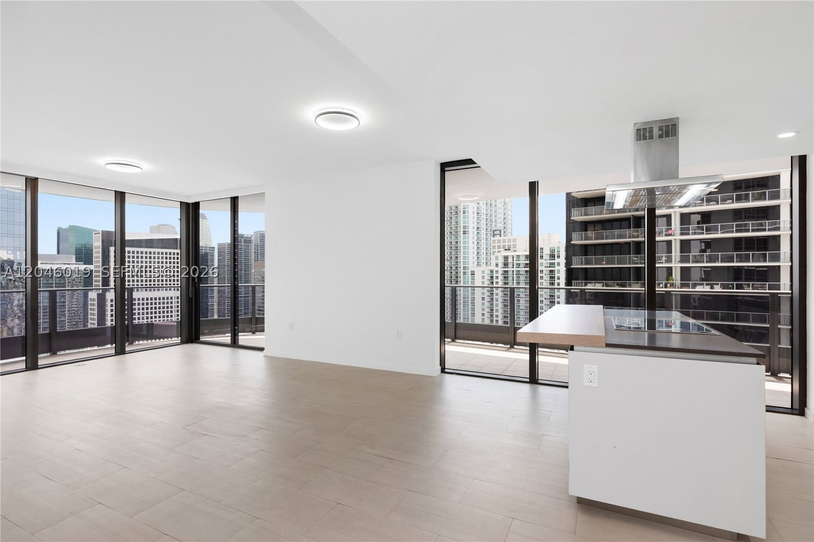 Real estate property located at 1000 Brickell Plz #4015, Miami-dade, Brickell Flatiron Condo, Miami, FL