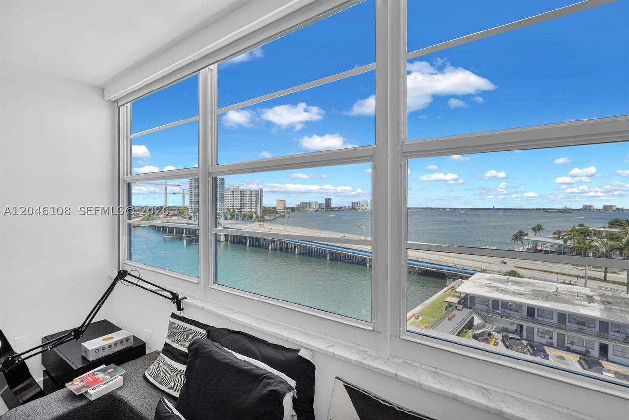 Real estate property located at 2016 Bay Dr #808, Miami-dade, Villa Bay Vista Condo, Miami Beach, FL