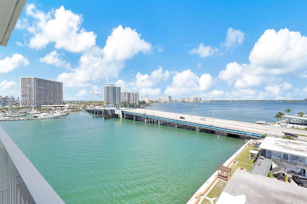 Real estate property located at 2016 Bay Dr #808, Miami-dade, Villa Bay Vista Condo, Miami Beach, FL