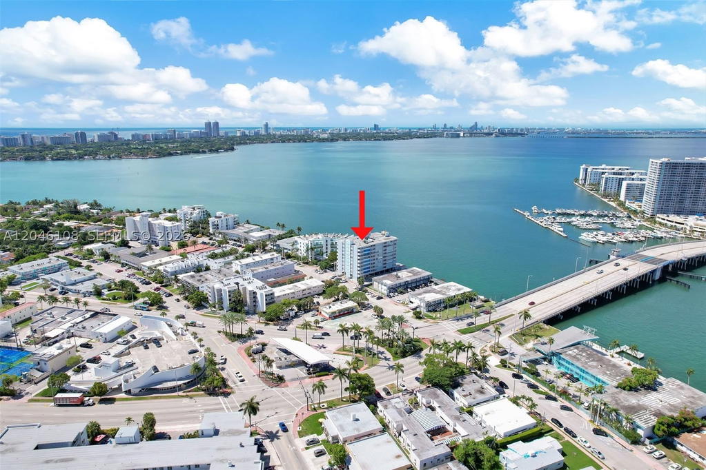 Real estate property located at 2016 Bay Dr #808, Miami-dade, Villa Bay Vista Condo, Miami Beach, FL