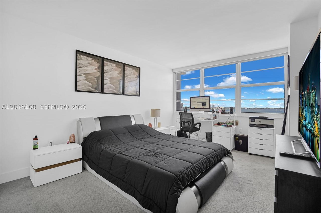 Real estate property located at 2016 Bay Dr #808, Miami-dade, Villa Bay Vista Condo, Miami Beach, FL
