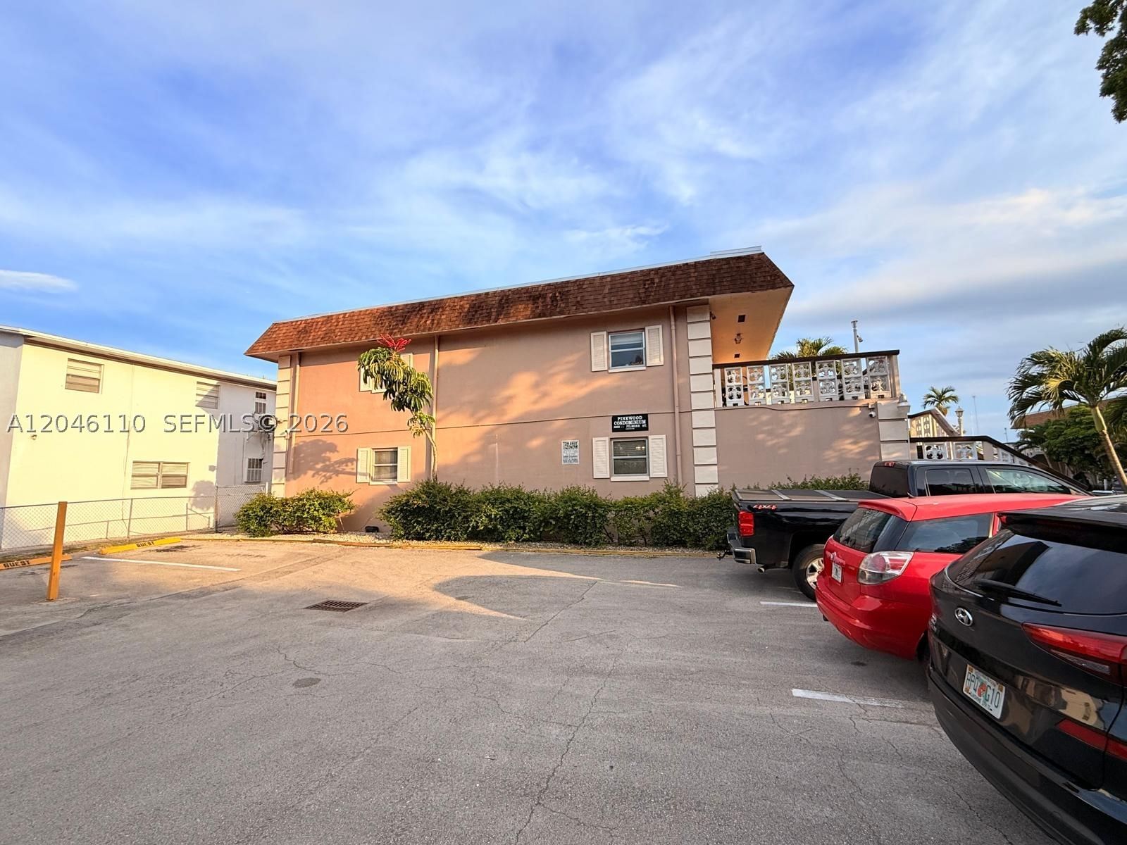 Real estate property located at 2832 Fillmore St #20, Broward, Pinewood Condo, Hollywood, FL